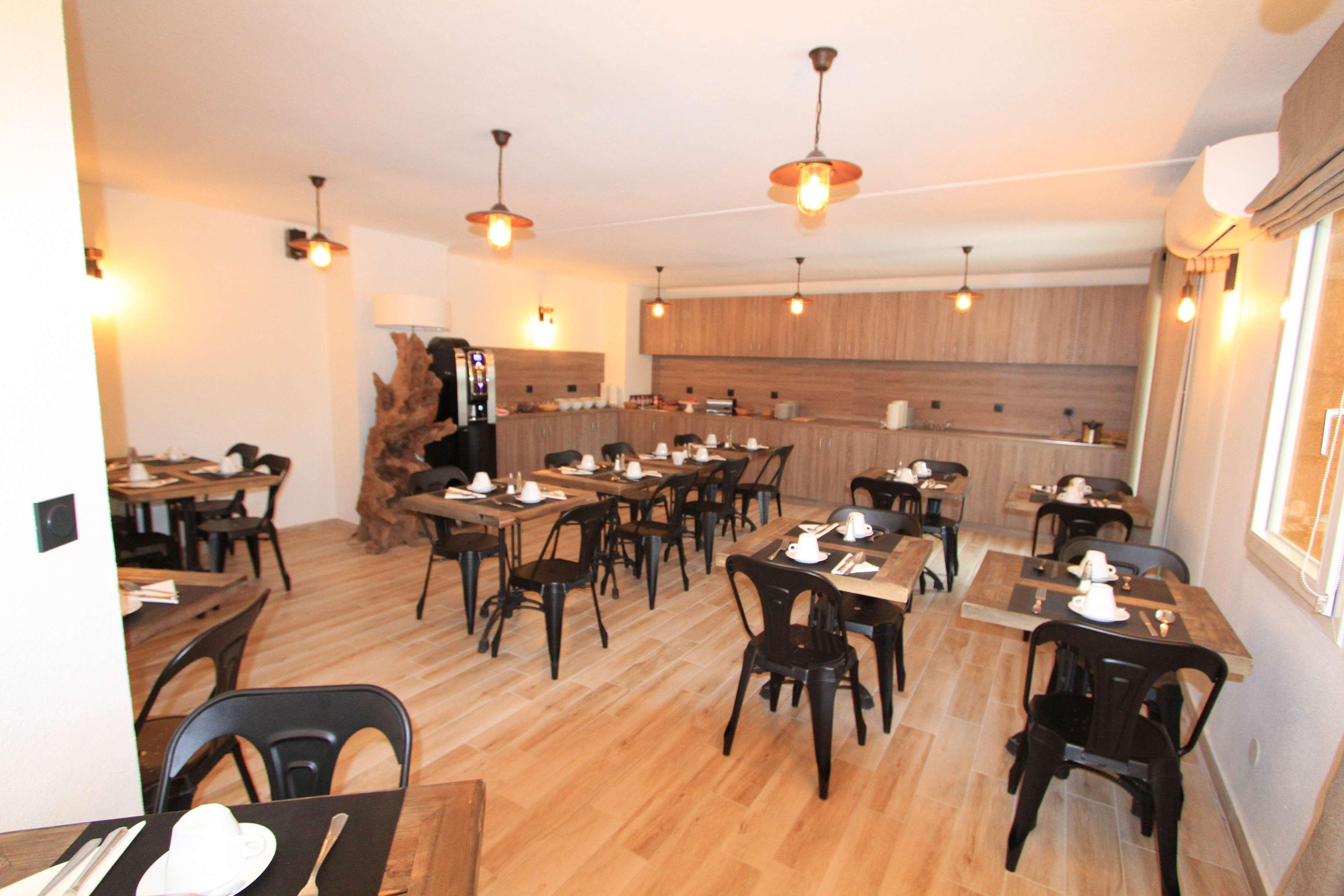 Best Western Le Vauban 普拉德 外观 照片